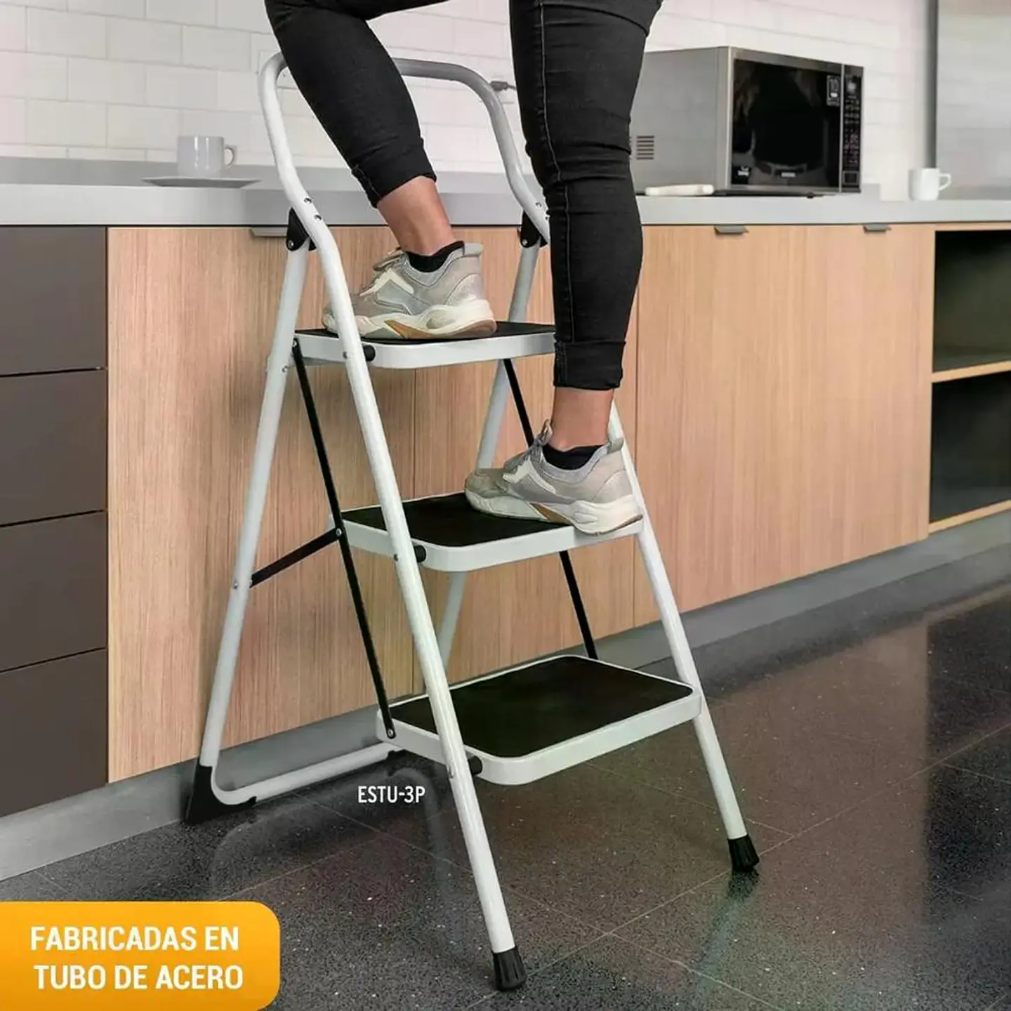 Escalera De Tijera Metalica 3 Peldaños Mirlo 903 Plegable 4