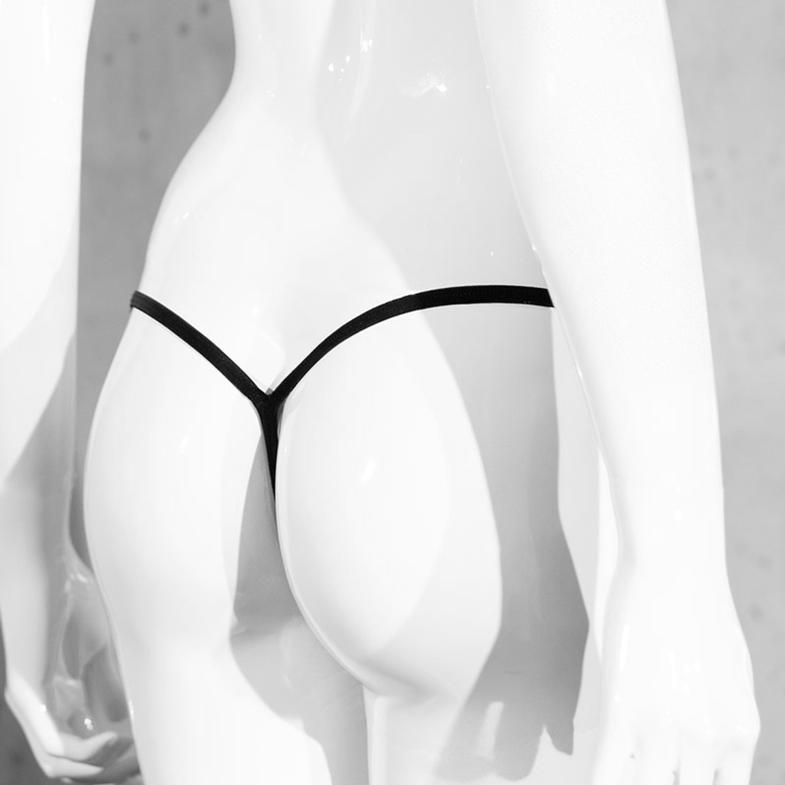 CUECA FIO DENTAL COM GARGANTILHA CR-4385 PRETA - 36-40 S/L 8