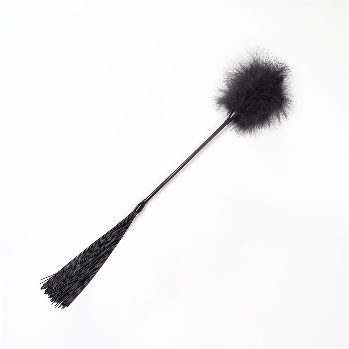 ESPANADOR DE PLUMAS E CHICOTE PRETO SECRET PLAY 4