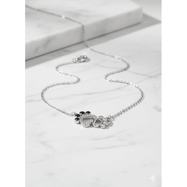 Collar de Patitas en corazon Plata 925  2
