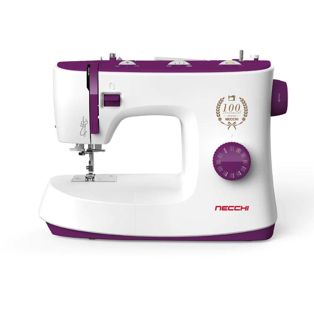 Máquina de coser Necchi K132A