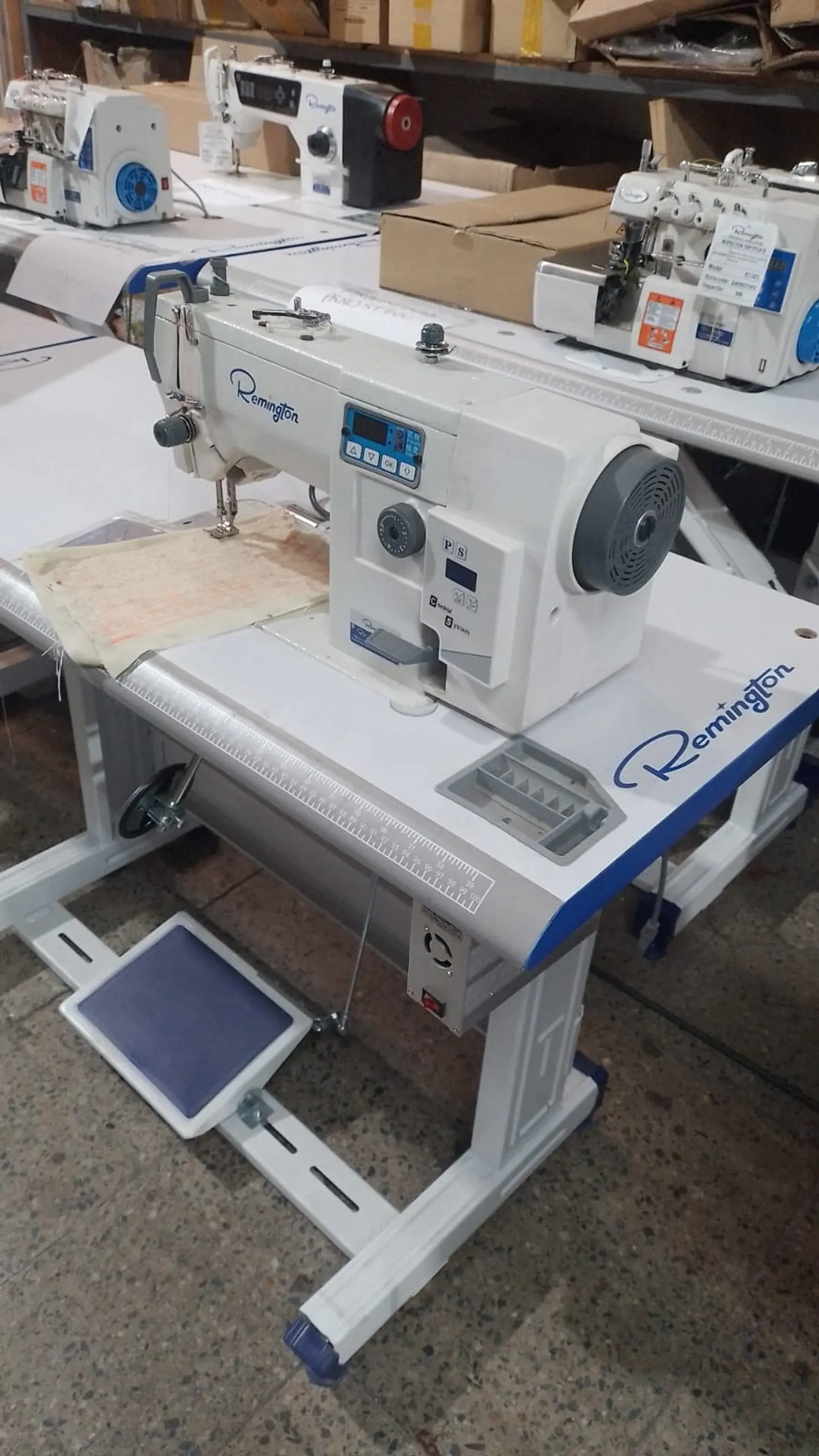 Máquina de coser Industrial Recta - Zig Zag Remington RT-20U53DZ Comp 100 Puntadas 2