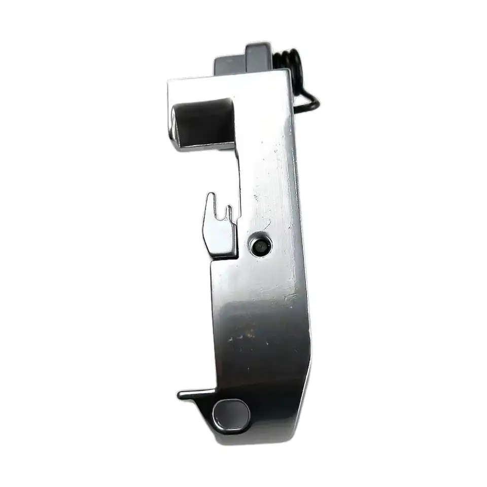 Prensatela (a) Máquina De Coser Overlock Toyota 3400-3404 3