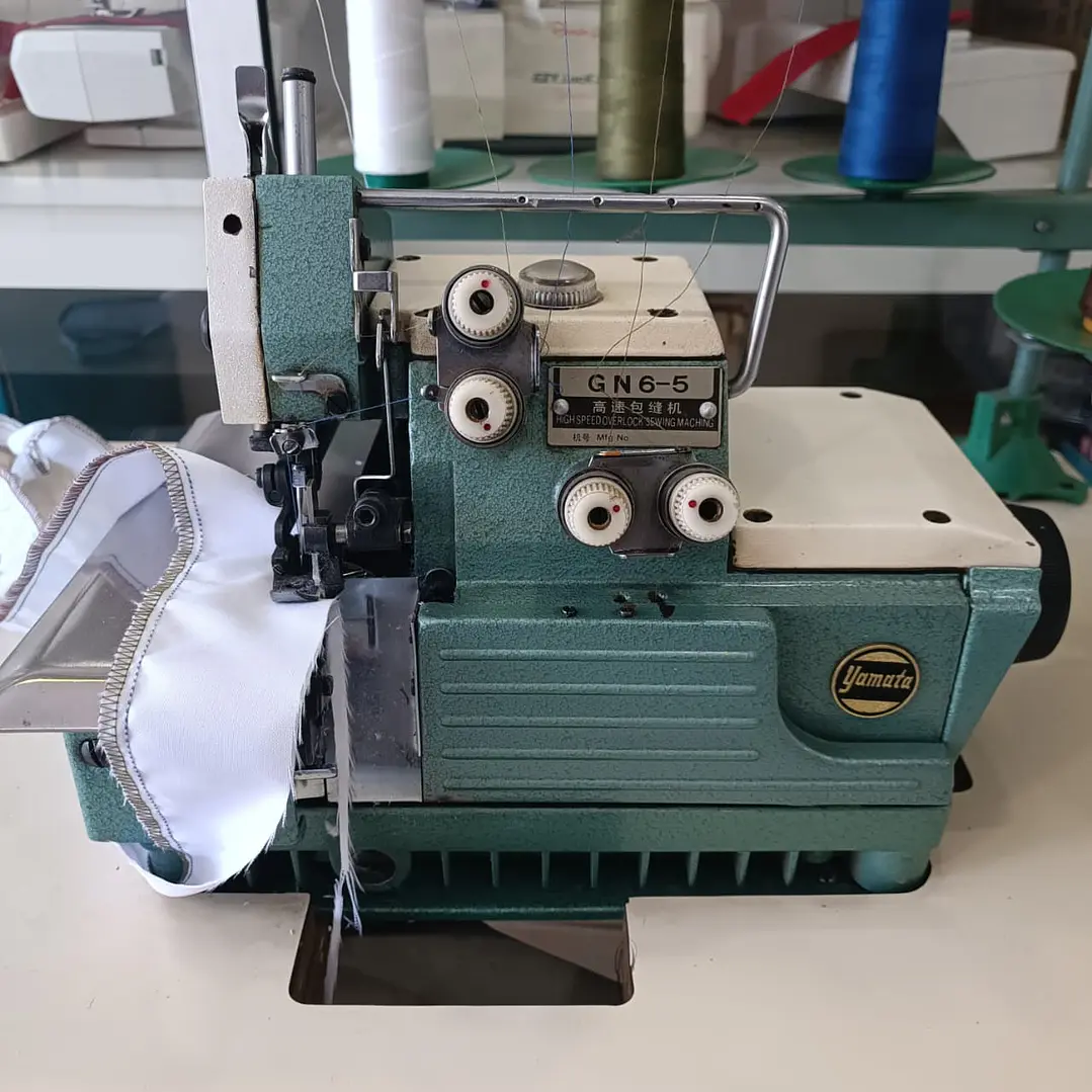 Máquina de coser Overlock Industrial GN6-5 2