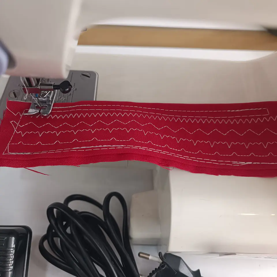 Máquina de coser Janome 1008 4