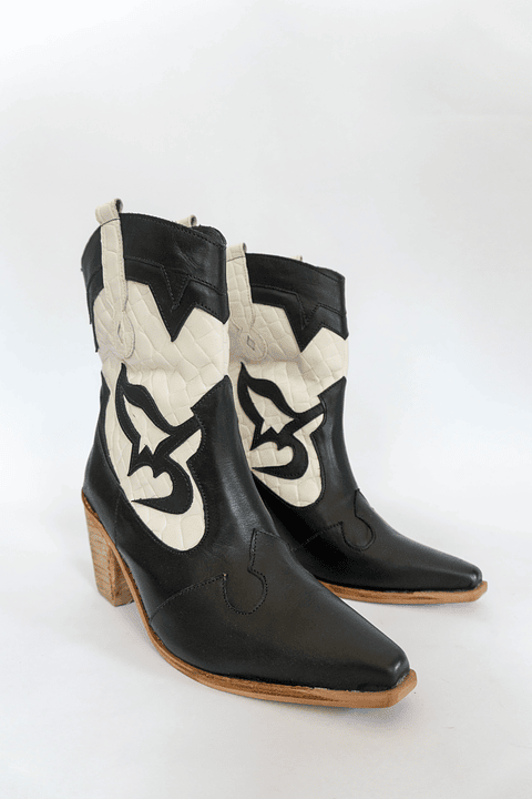 Victoria Blanco y Negro