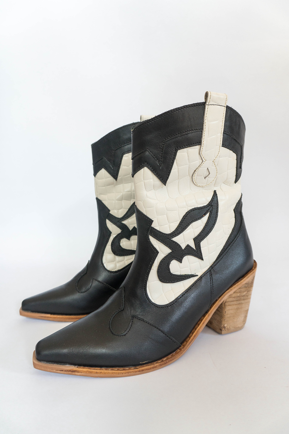 Victoria Blanco y Negro 6