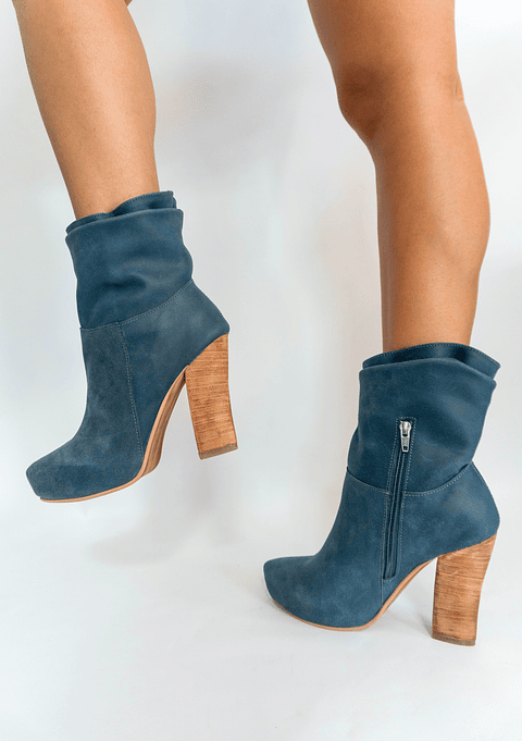 Isabel Azul Taco Grueso