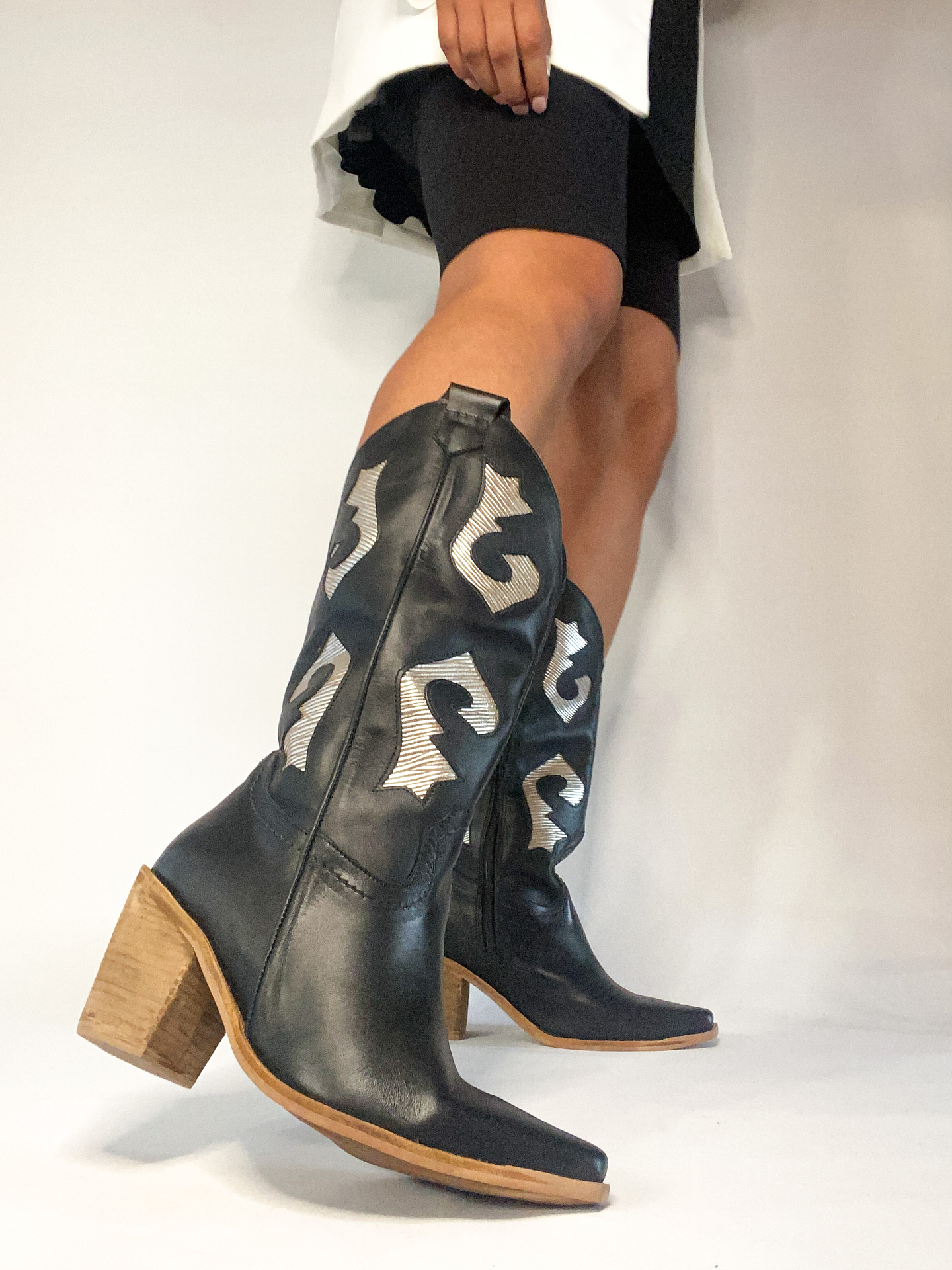 Rubia Negras y Doradas 5