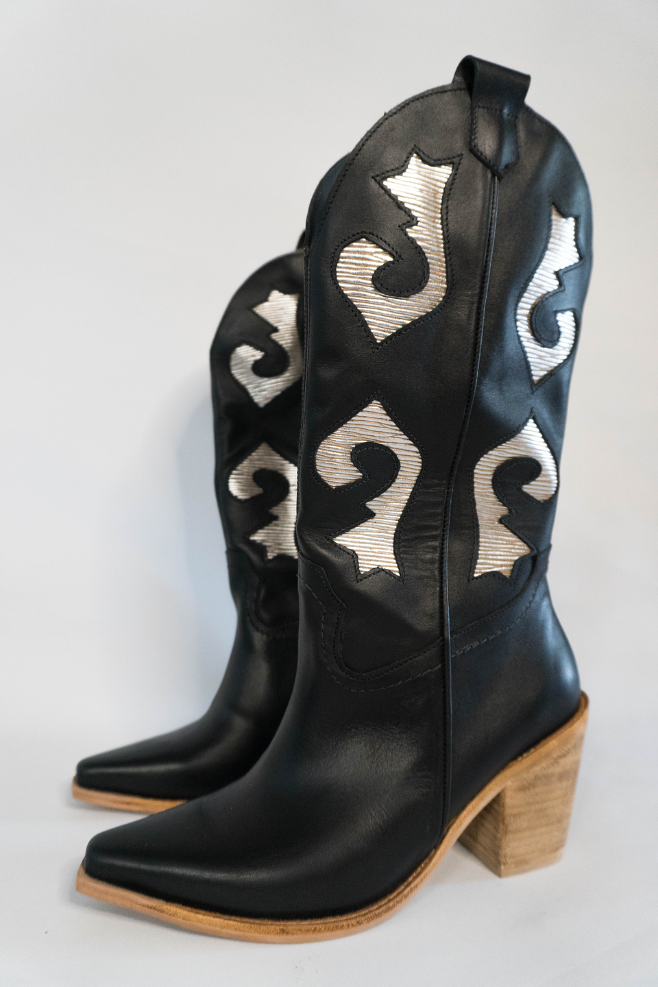 Rubia Negras y Doradas 1