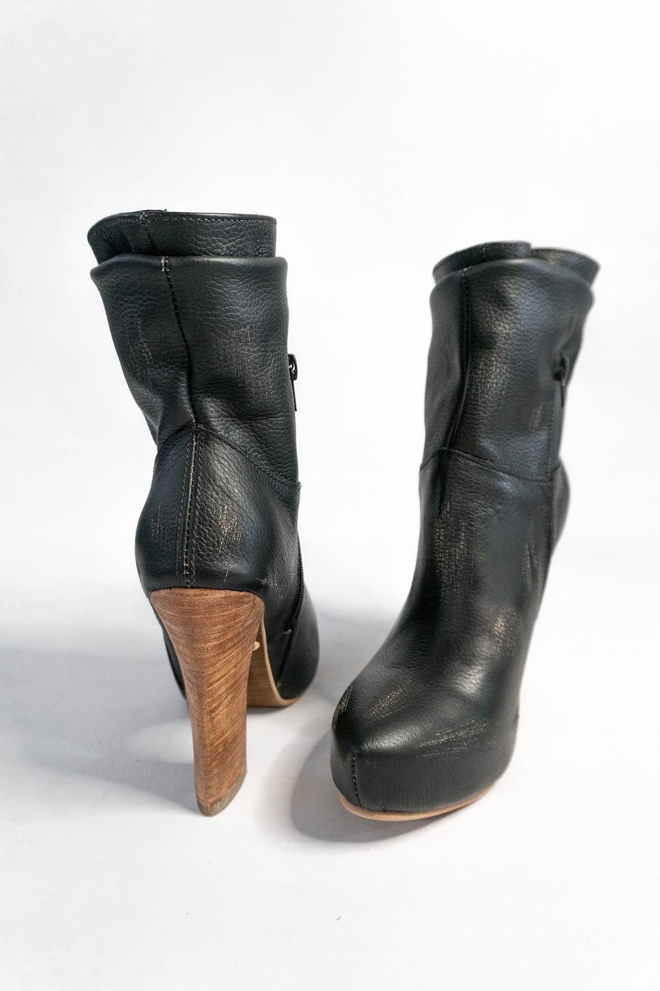 Isabel Negra Raspado 4