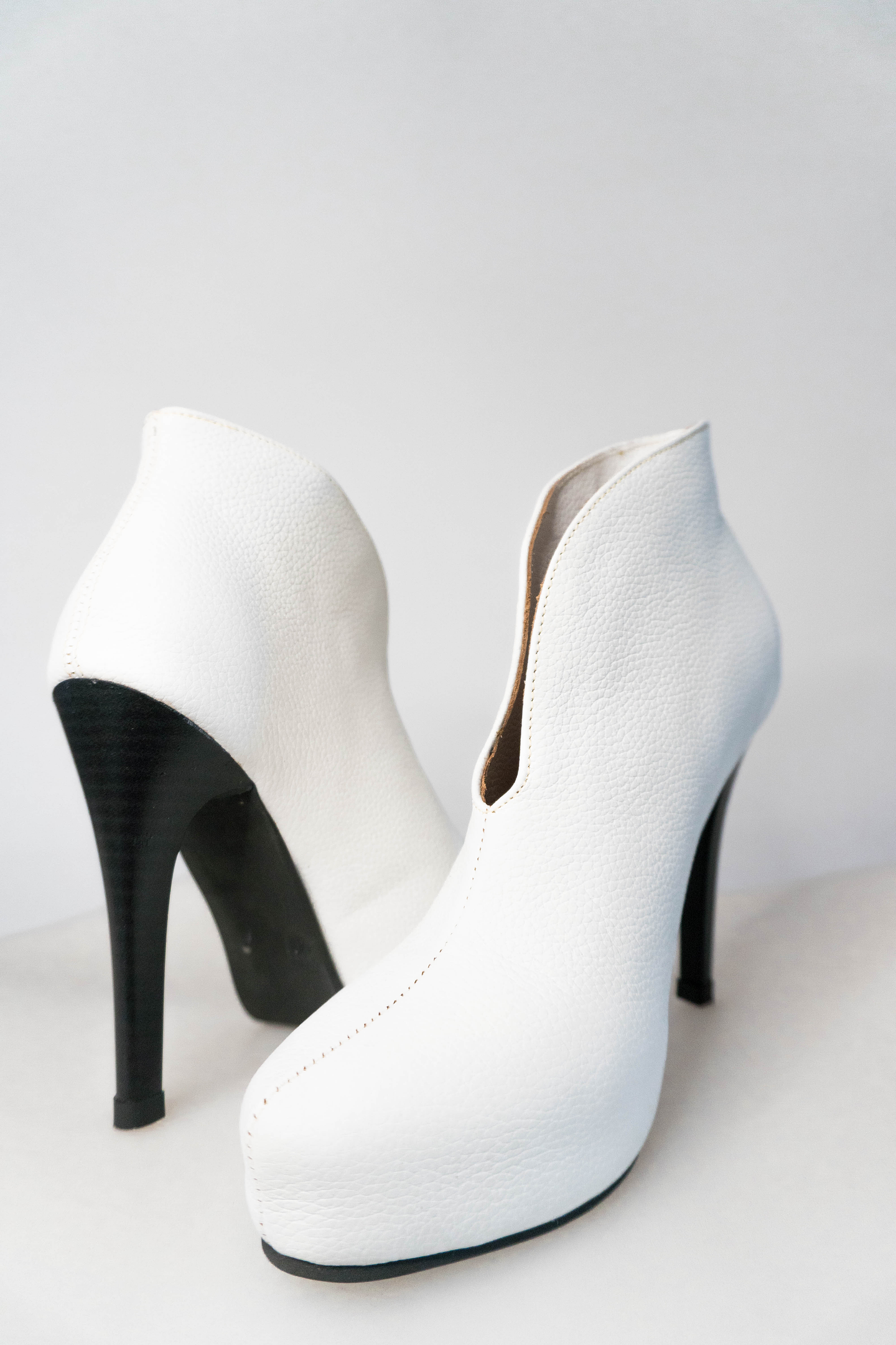 Joyce Blanca Taco Aguja 5