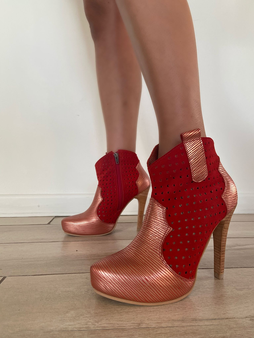 María Rojo con Dorado 4