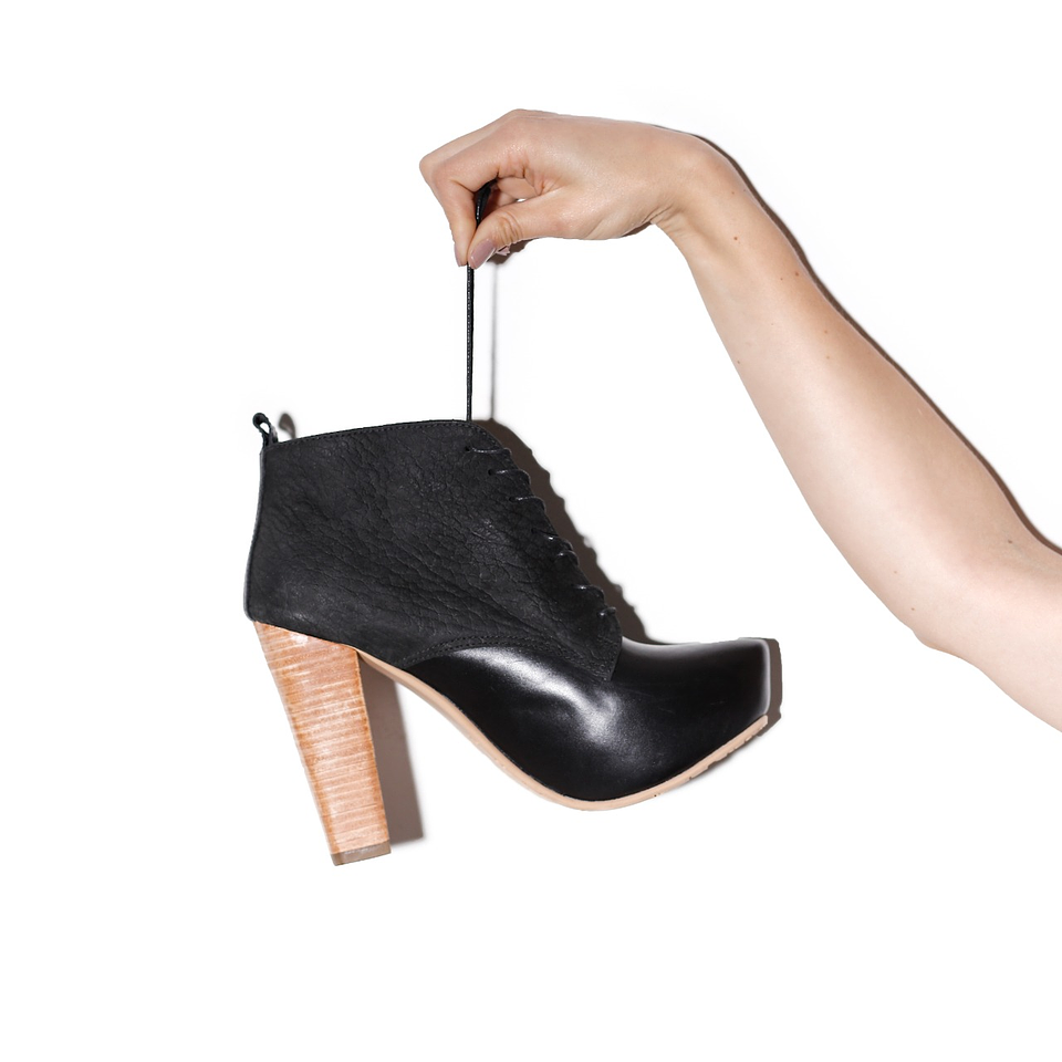 Las Vegas Negro Gamuzado 1