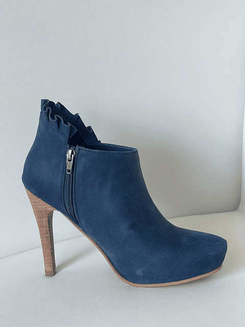 Millaray Plataforma Azul