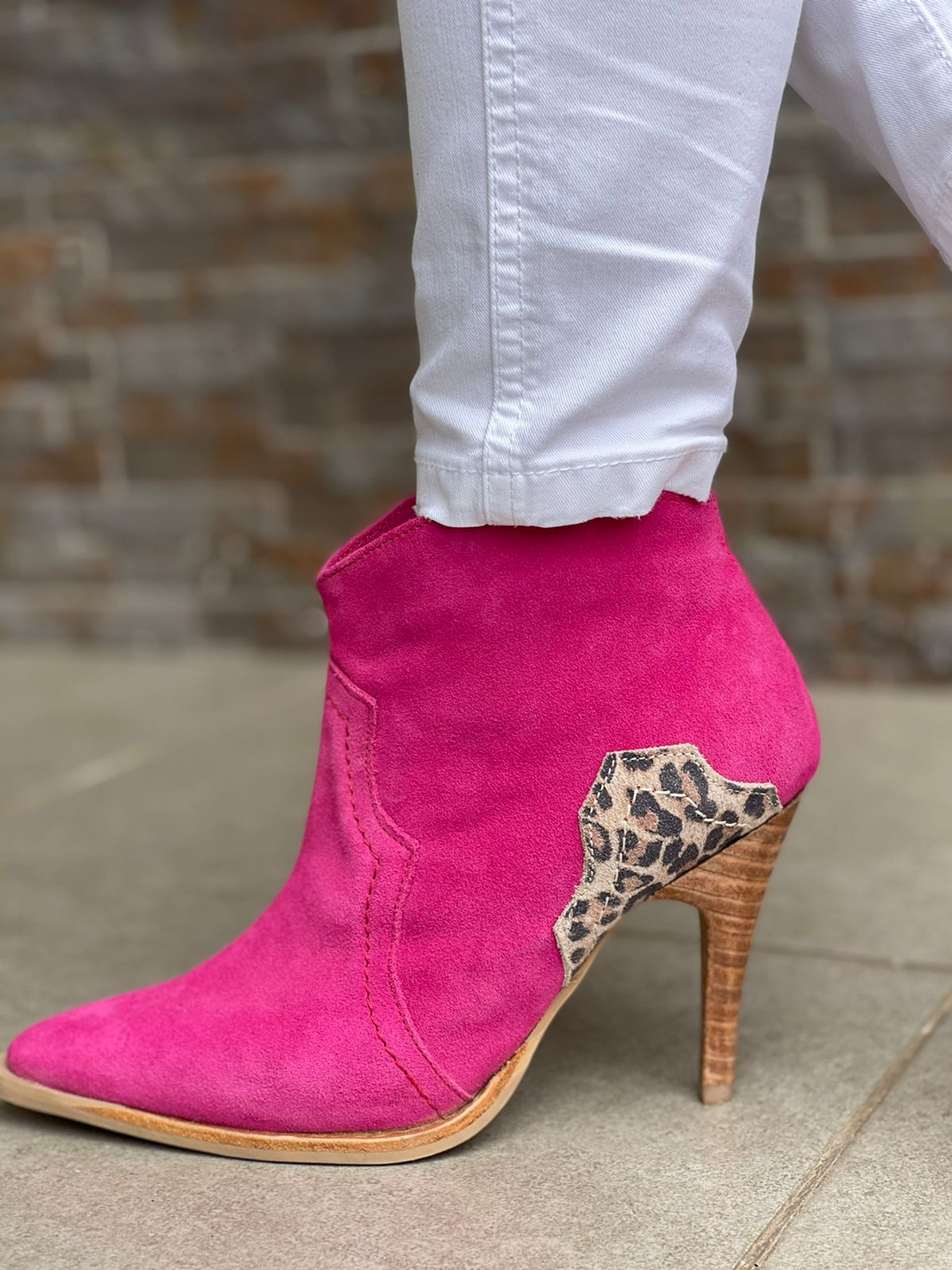 Australia Reno Fucsia 1