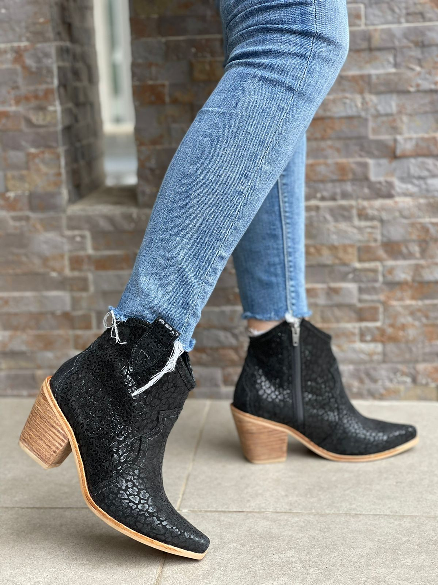 Sidney Serpiente Negro 8