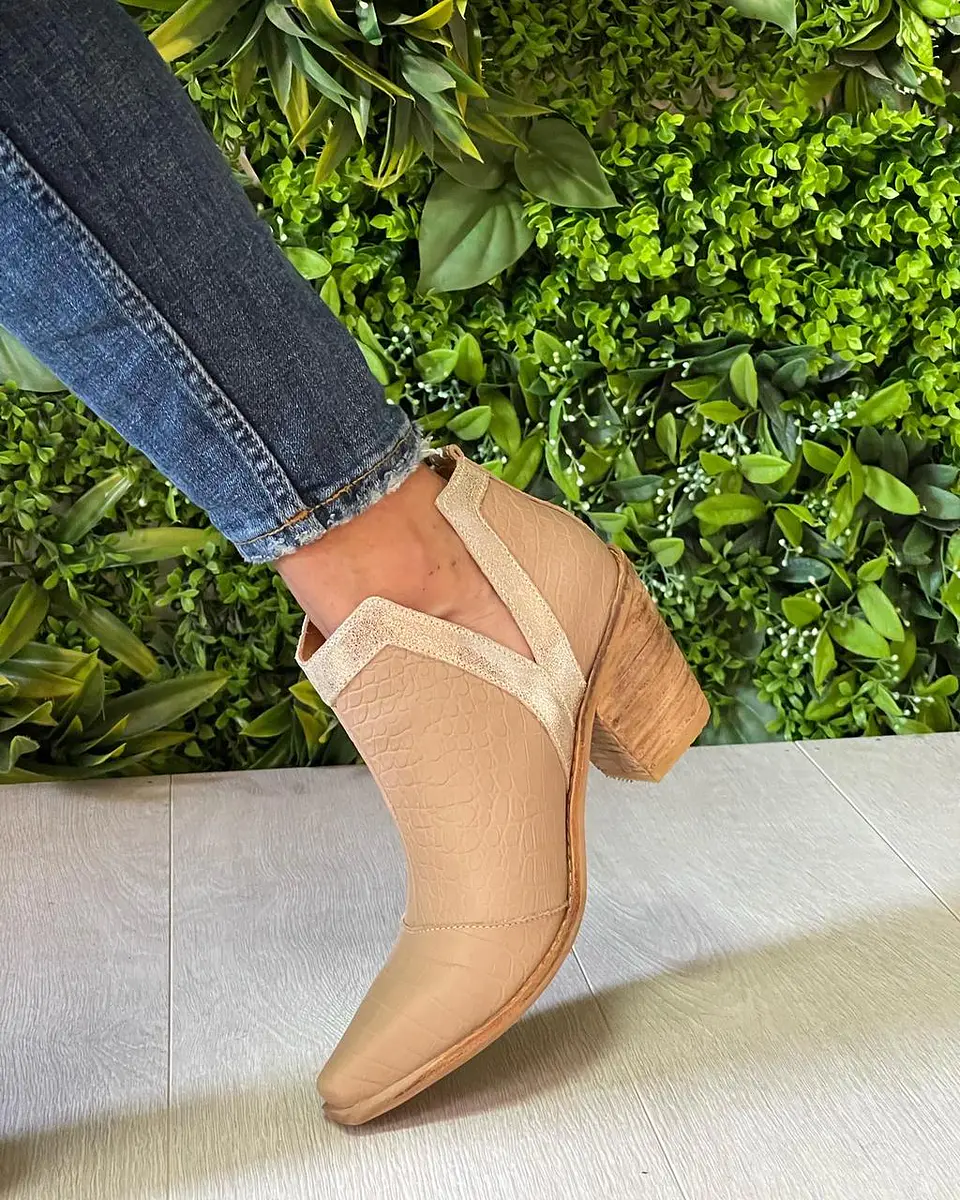 Mia Beige 4