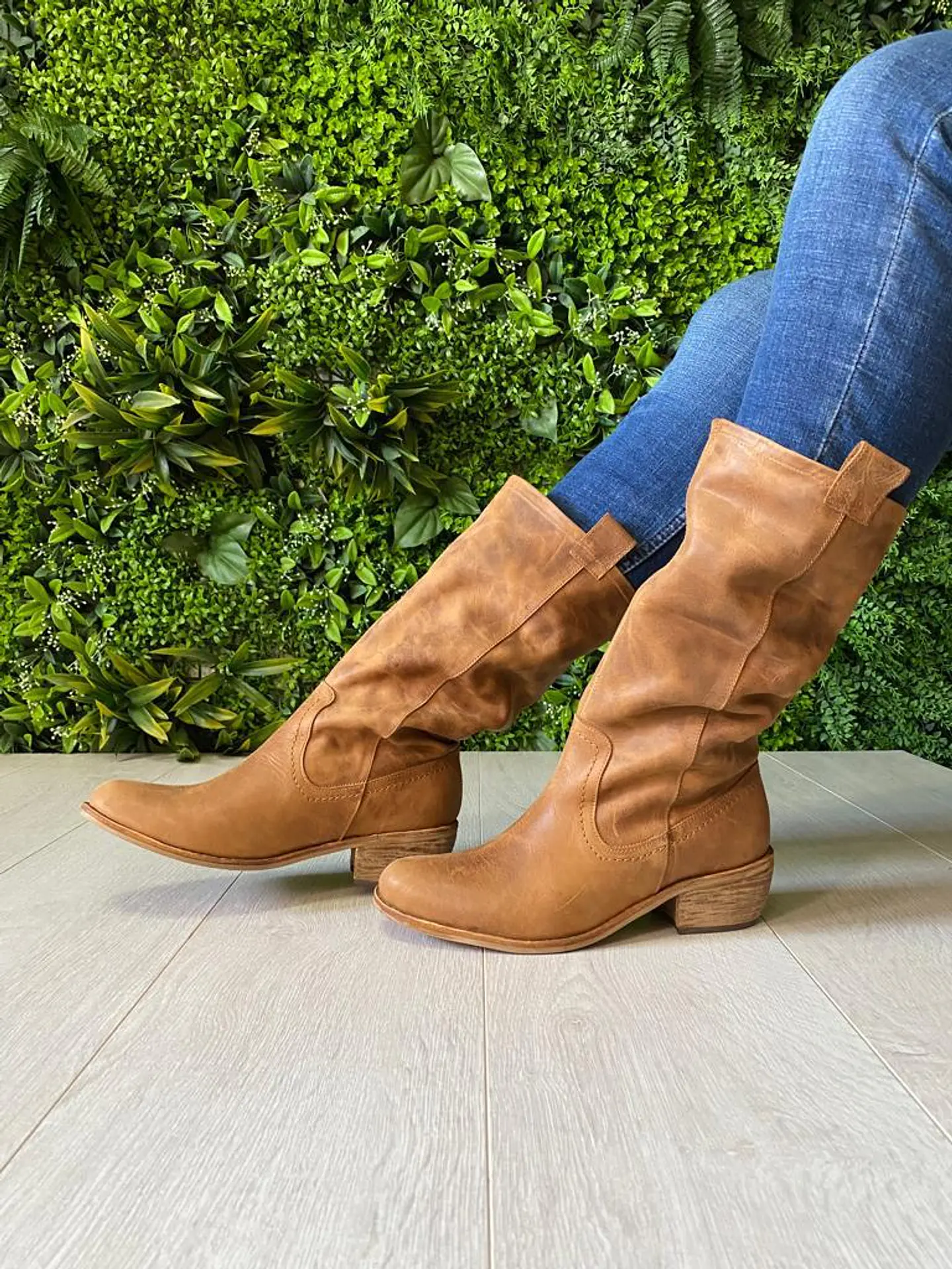 Leandra Cuero Camel 2