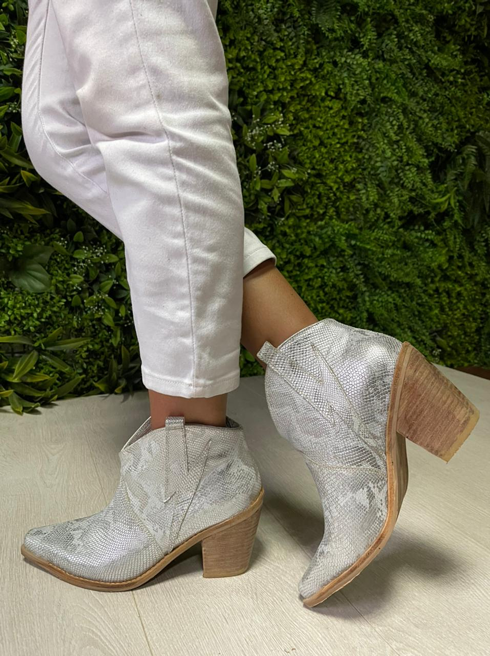 Renata Rayos Plata 1