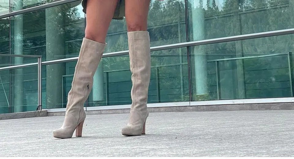 Diana Cuero Beige 2