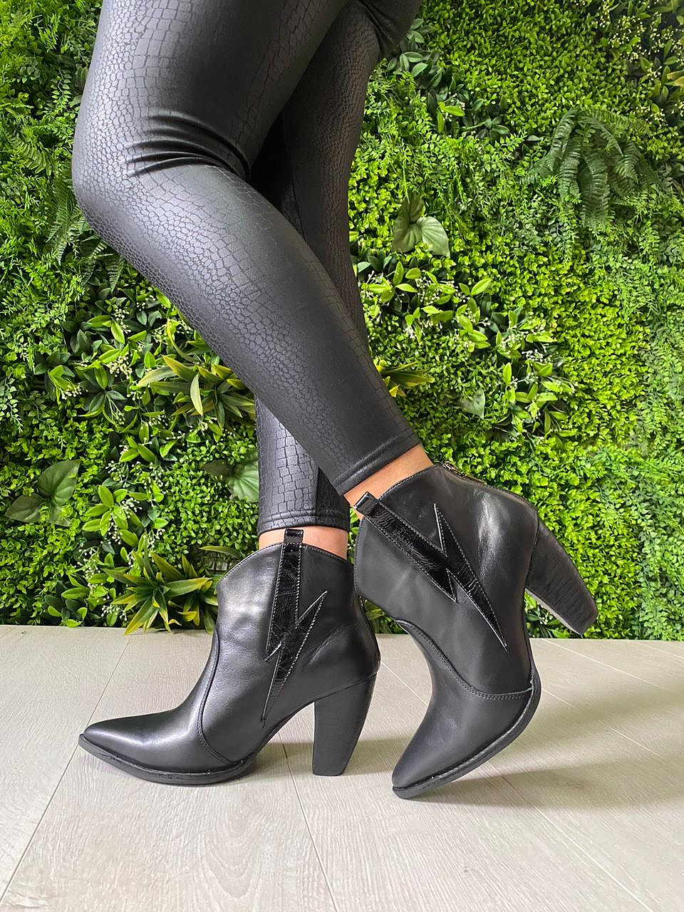 Italia Rayos Negro 3