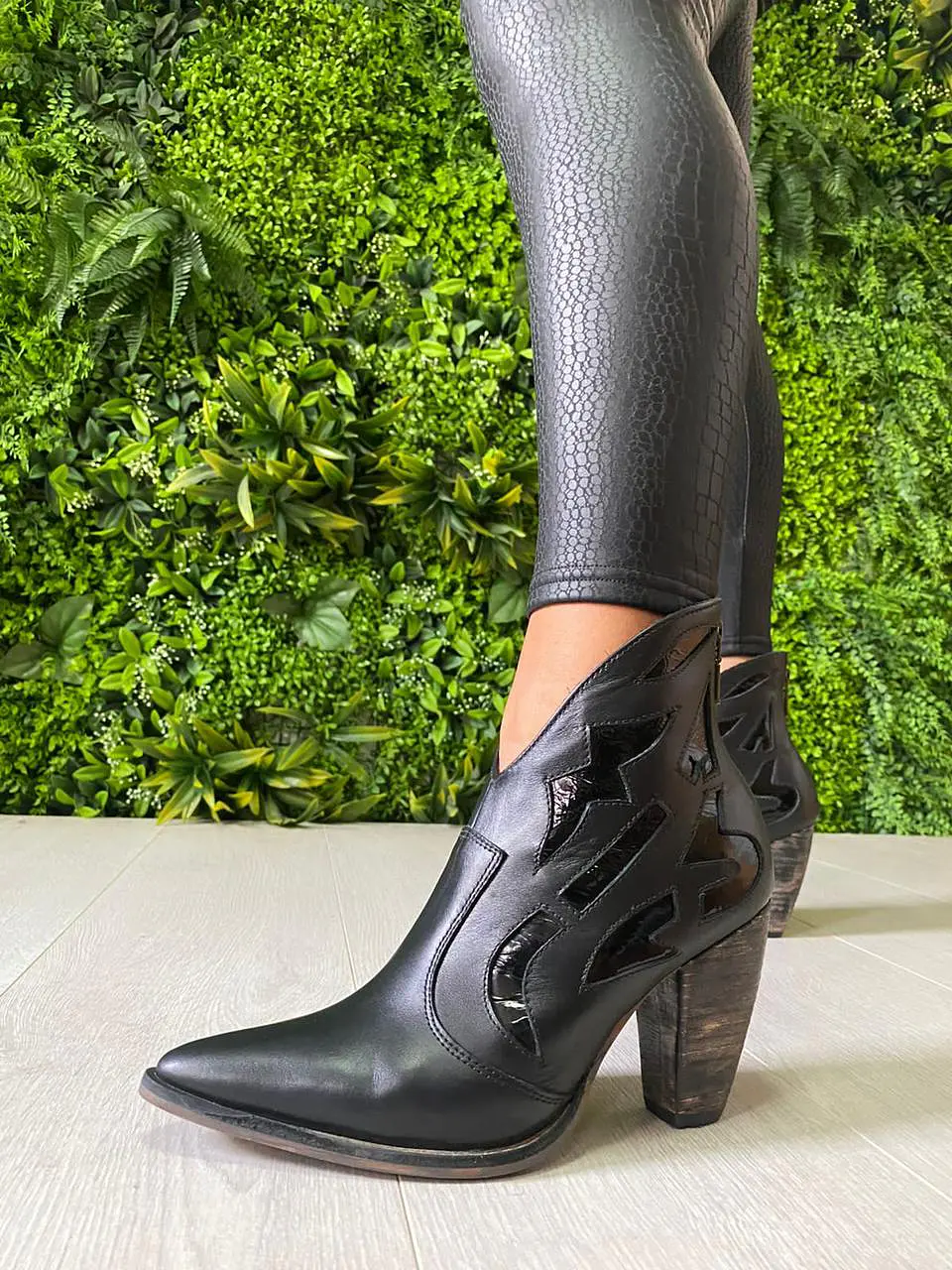 Amapola Negro 4