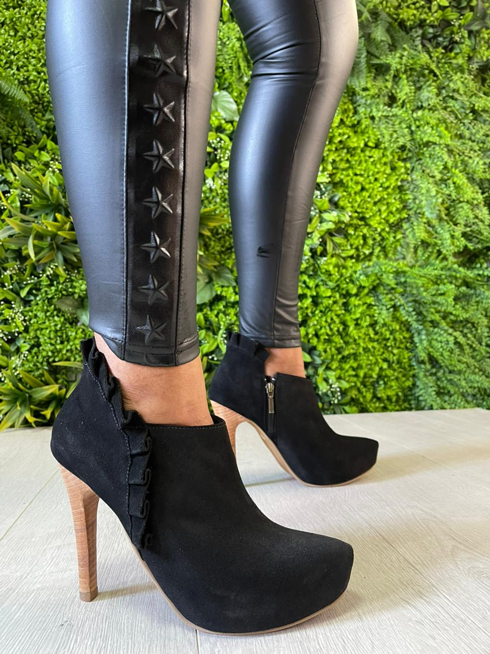 Millaray Plataforma Reno Negro Planta Natural 2