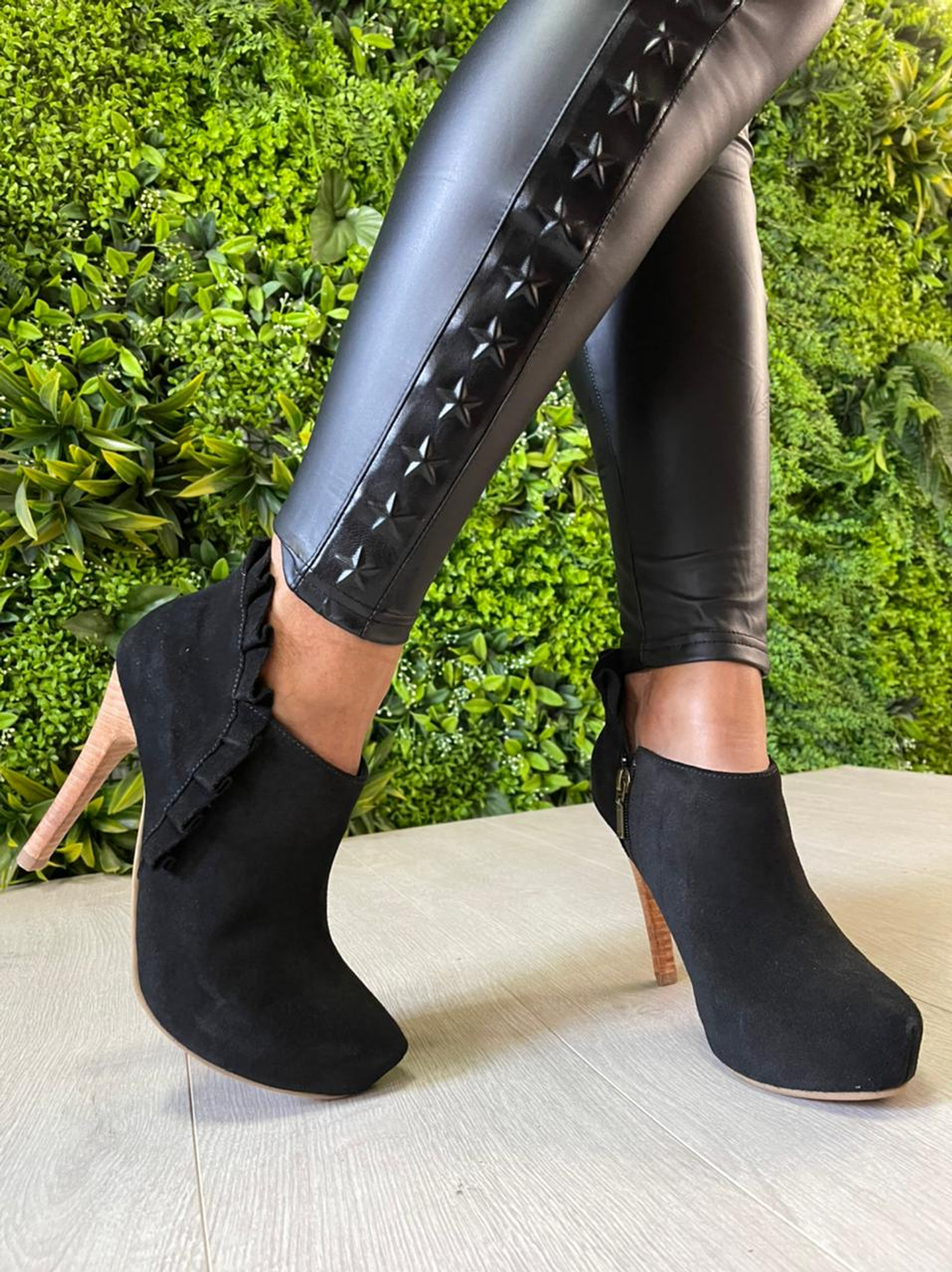 Millaray Plataforma Reno Negro Planta Natural 6