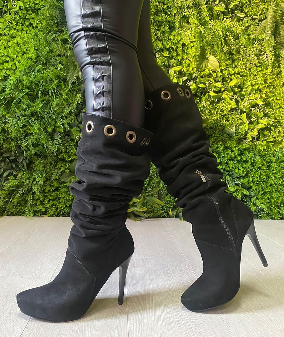 Diana Reno Negro con Ojetillos 2