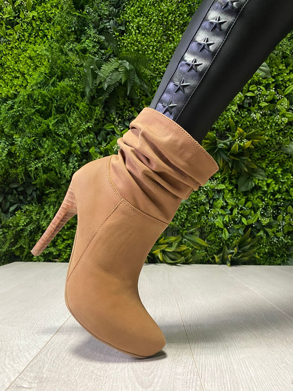 Chicago Cuero Camel 3