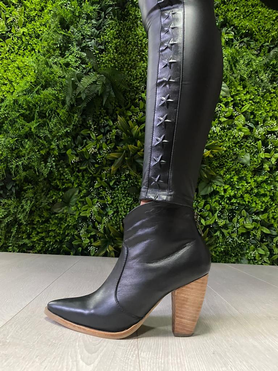 Italia Cuero Negro 5