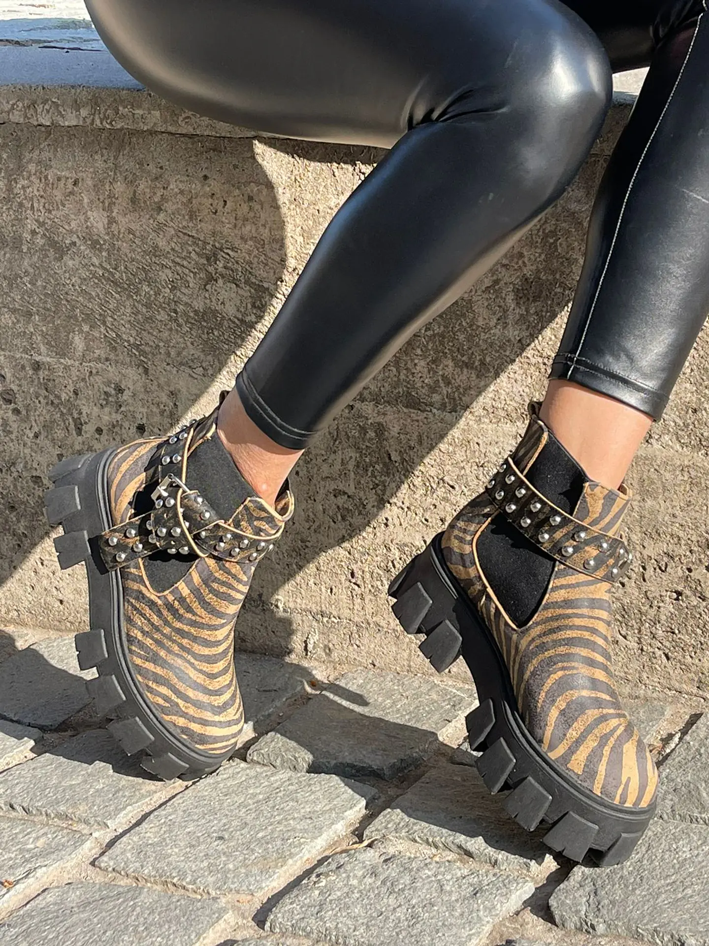 Botin Amanda Cebra Cafe 5