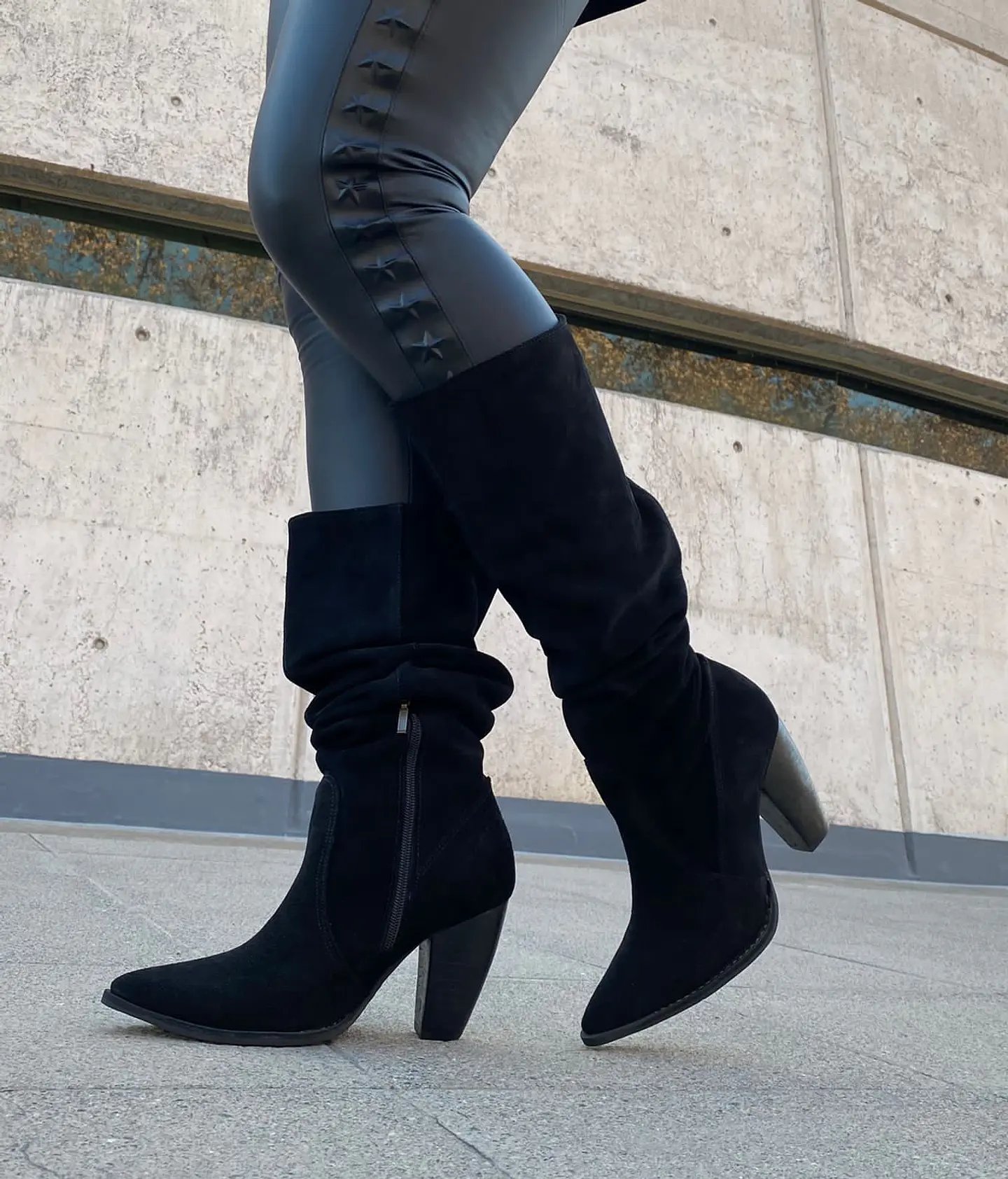 Olivia Reno Negro 1