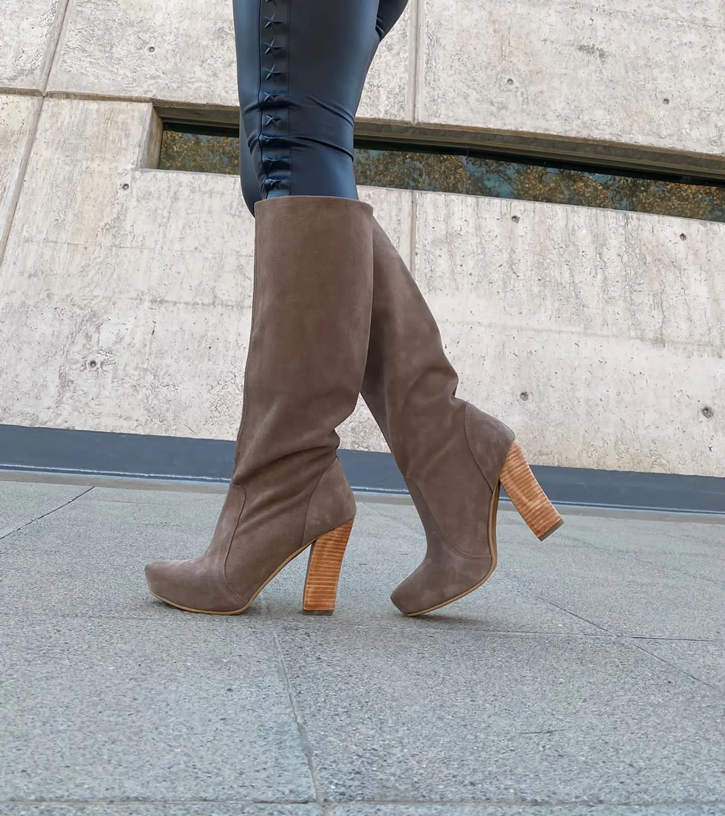 Claudia Reno Taupe  1