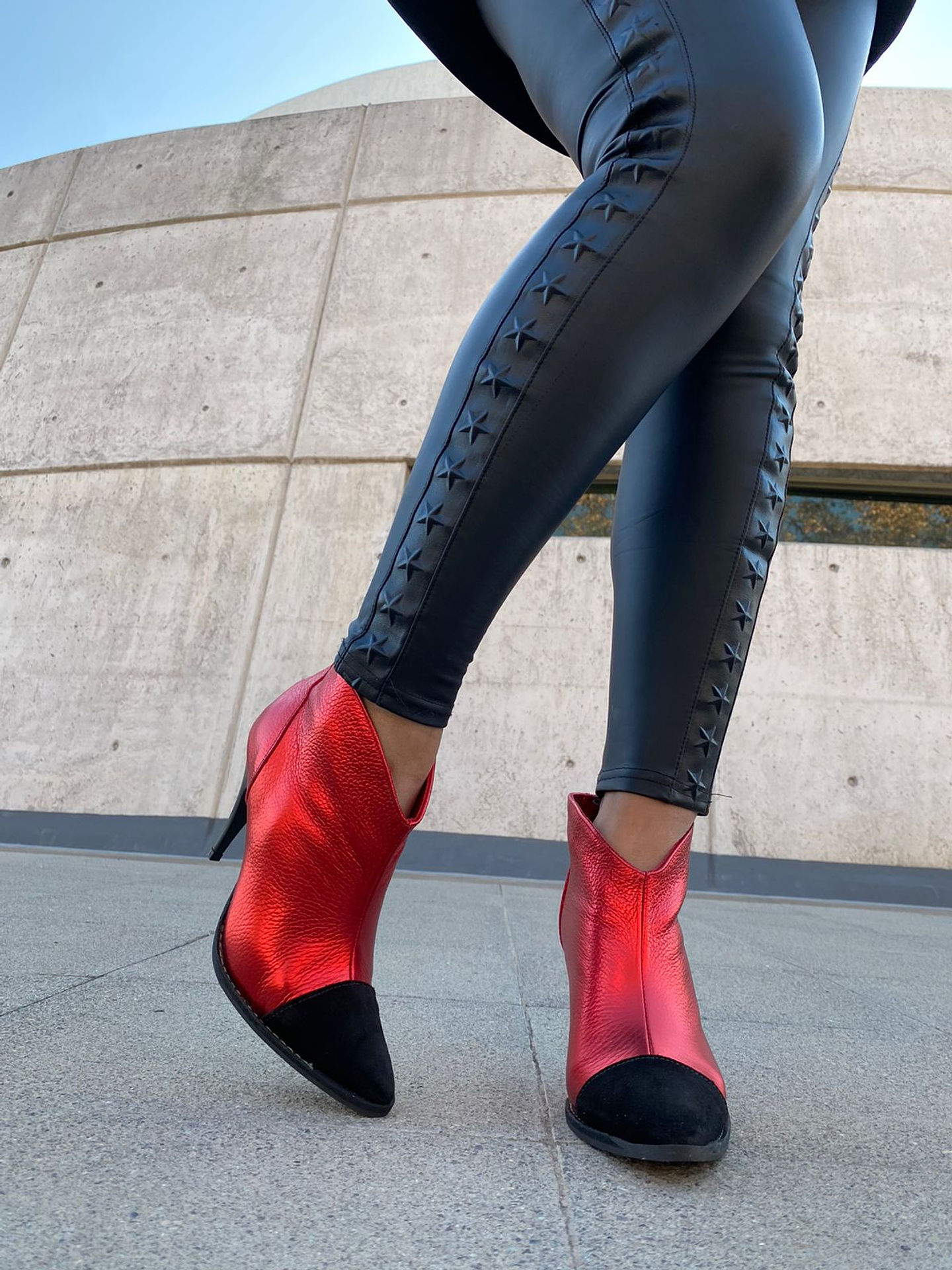 Ibiza Rojo Metalizado Punta Reno Negro 3