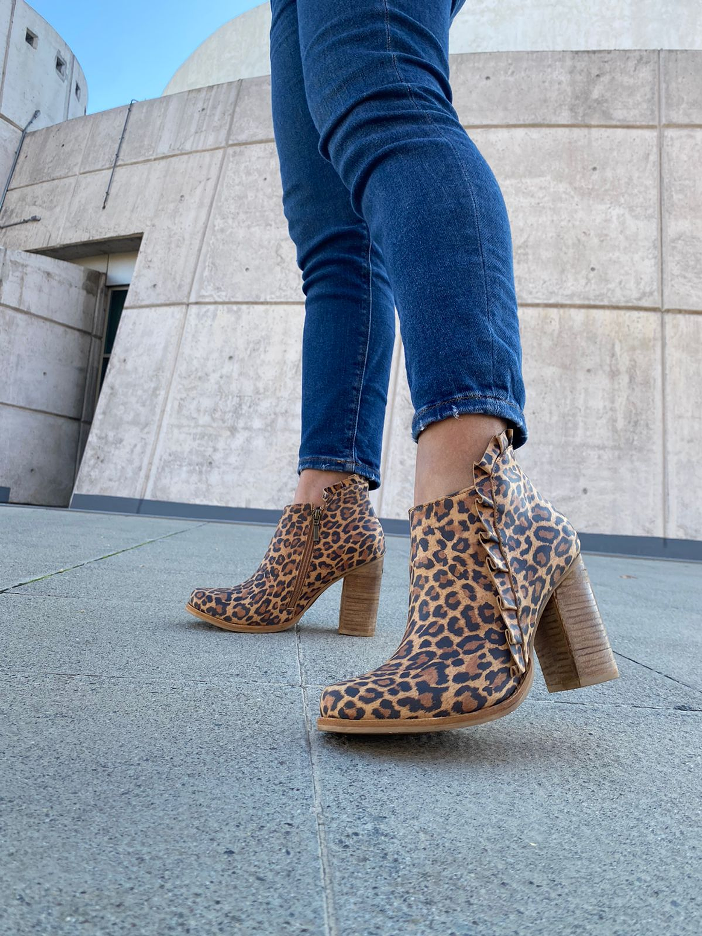 Millaray Animal Print 3