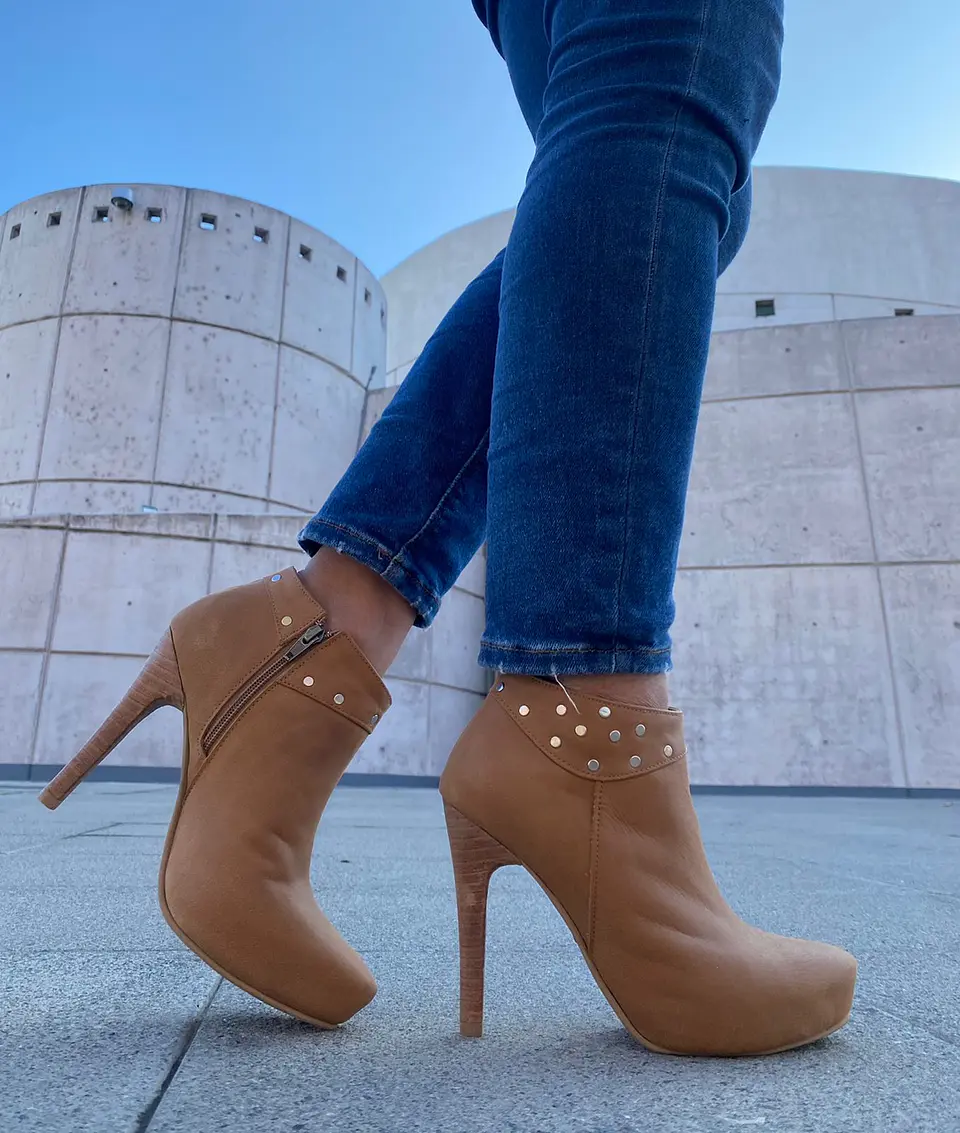 Flo Cuero Camel 2