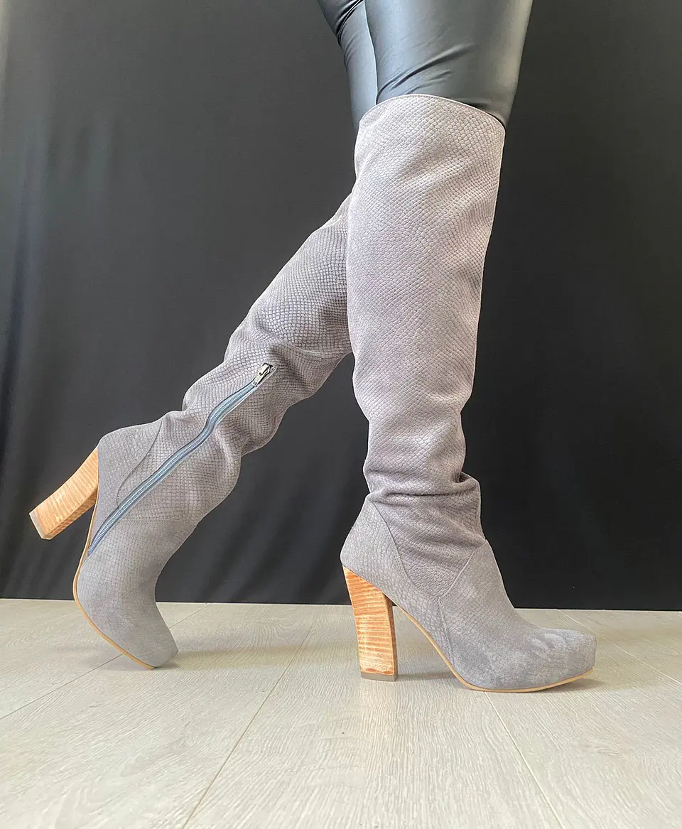 Diana 3D Gris 5