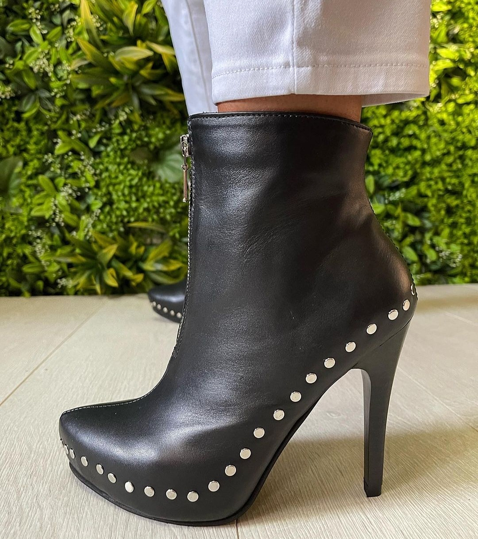 Raiza Cuero Negro  4