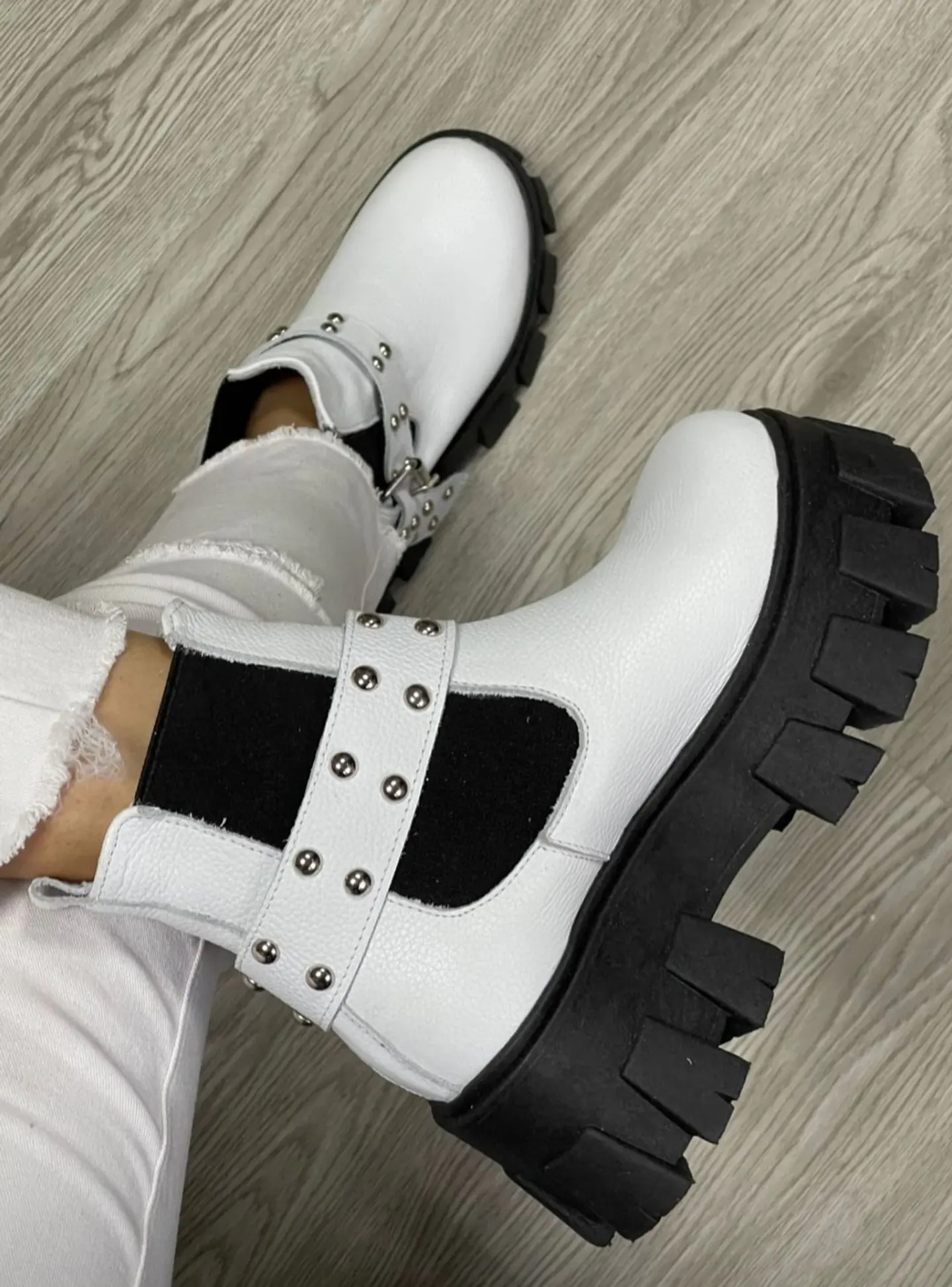 Botin Amanda Blanco 1