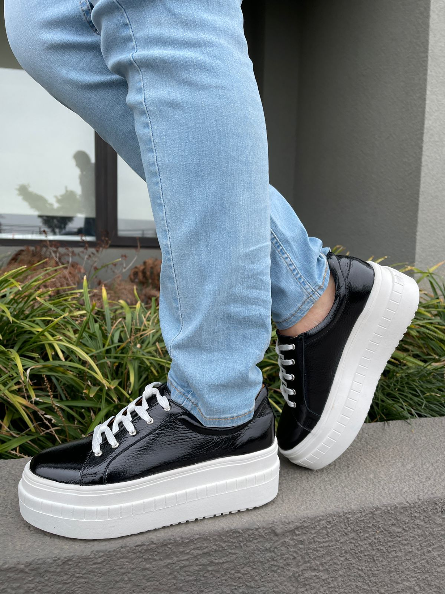 Miami Richato Negro 8