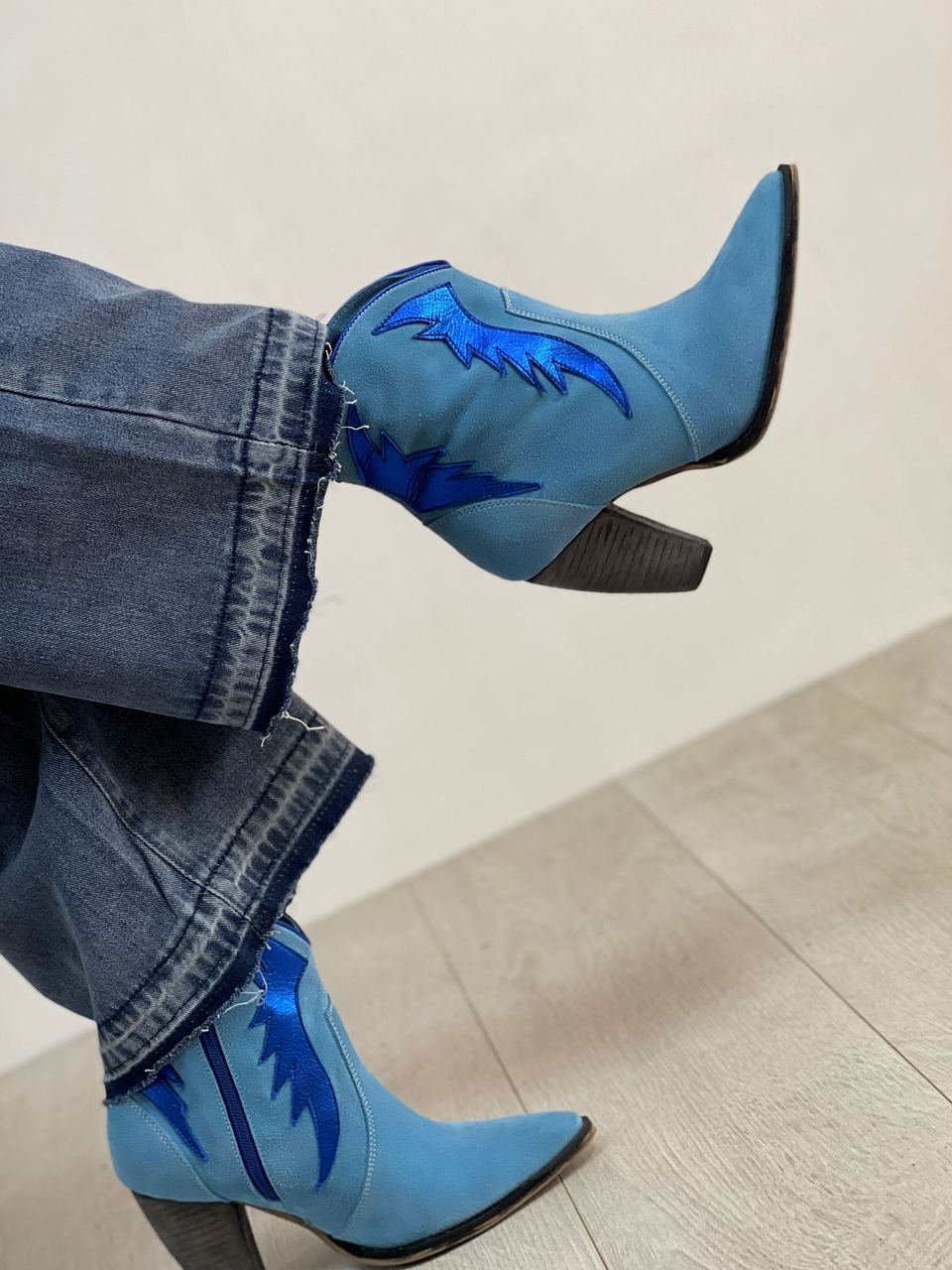 Paula Reno Celeste Alas Azul Metalizado 3