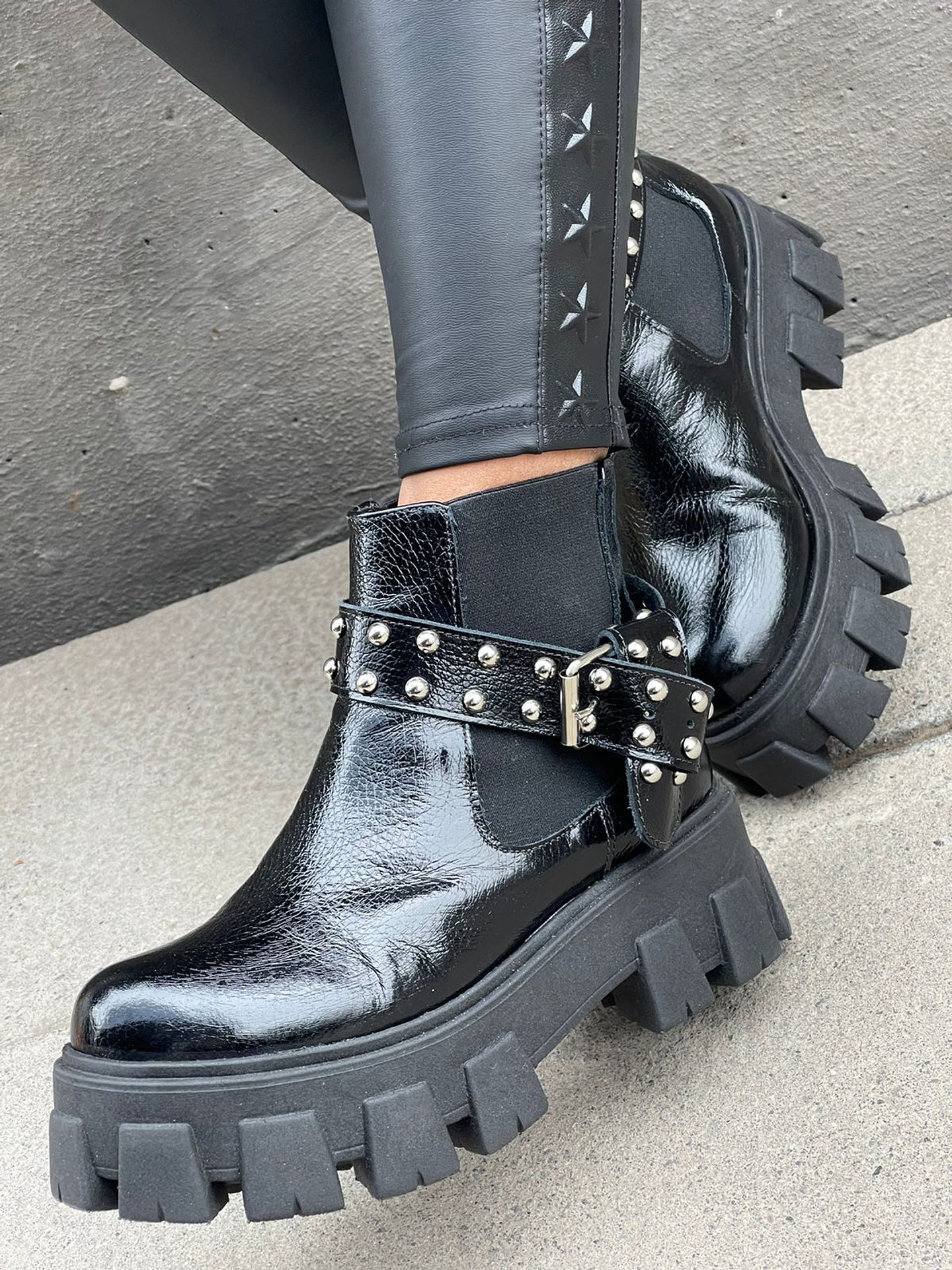 Botin Amanda Richato Negro 5