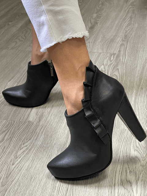 Millaray Plataforma Negro