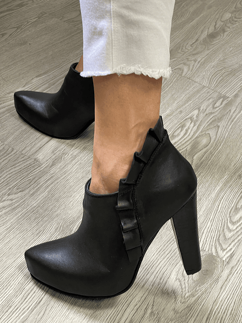 Millaray Plataforma Negro