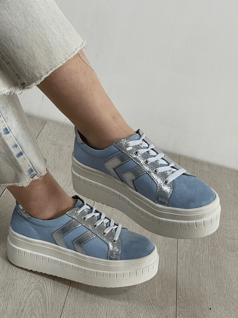 Rafaella Reno y Croco Celeste Con Plata