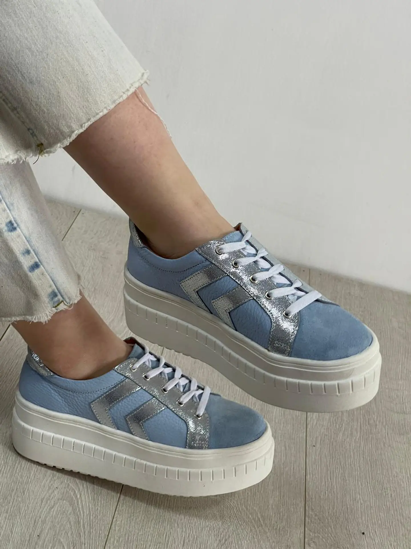 Rafaella Reno y Croco Celeste Con Plata 2