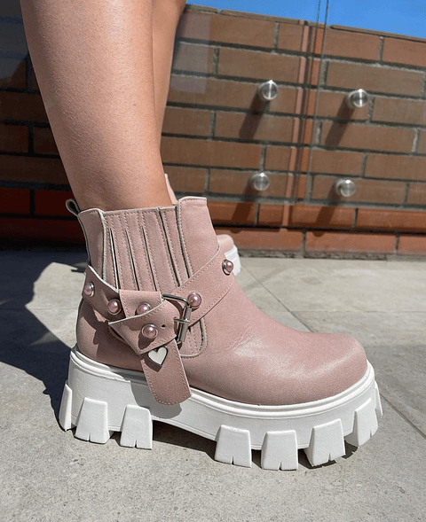Botin Amanda Rosado
