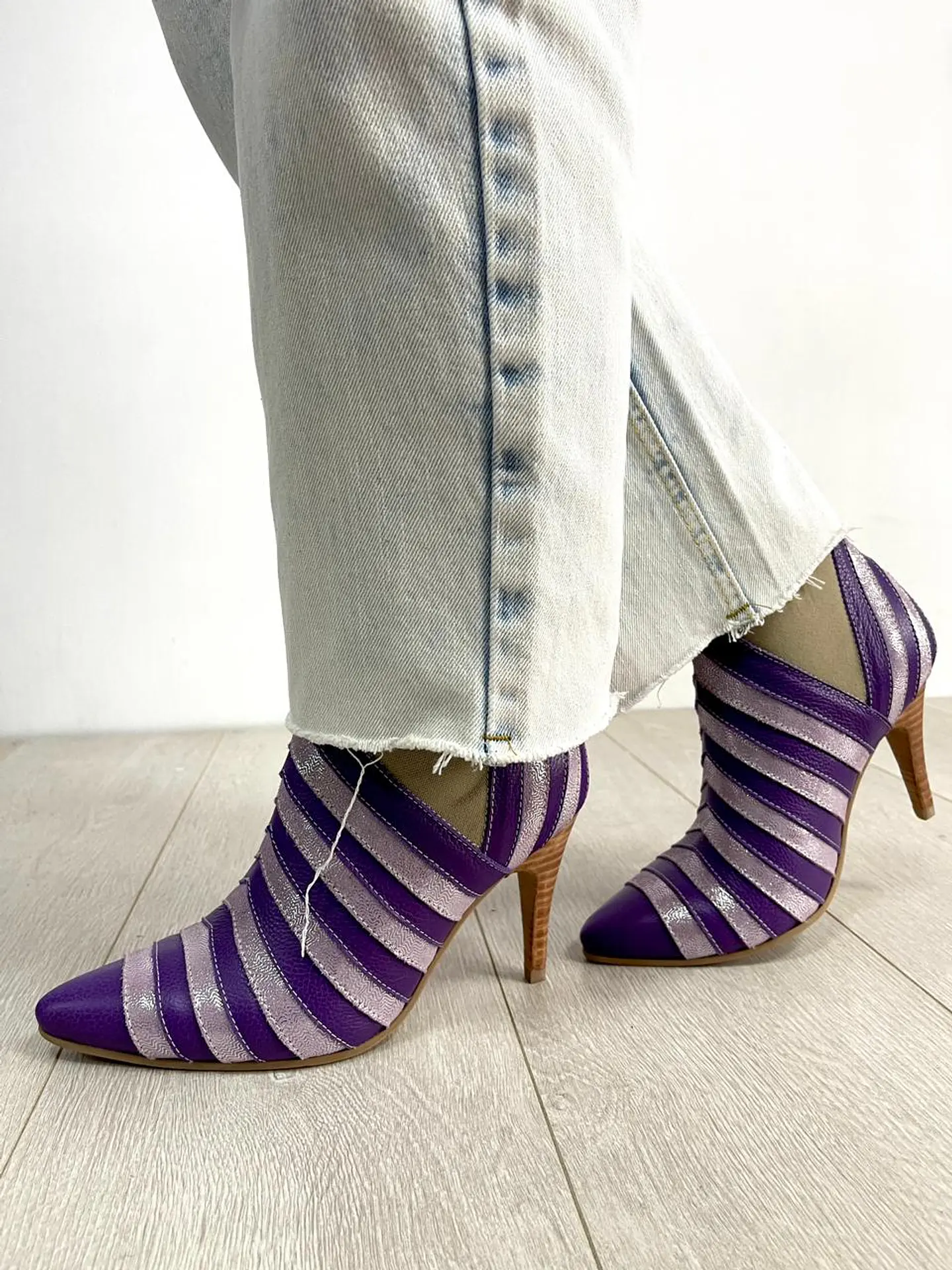 Botín Crisantemo Morado 4